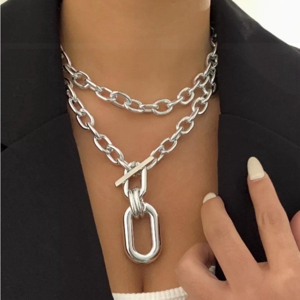 Silver Chunky Chain O Link Statement Necklace - image 2